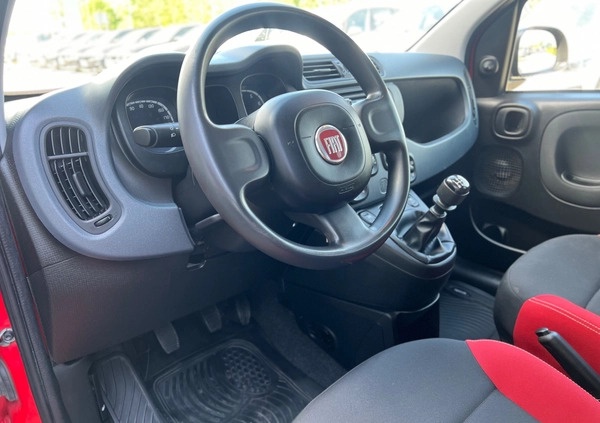 Fiat Panda cena 29900 przebieg: 130000, rok produkcji 2018 z Swarzędz małe 254